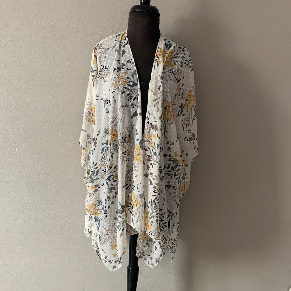 Maurices Polka Dot Kimono
